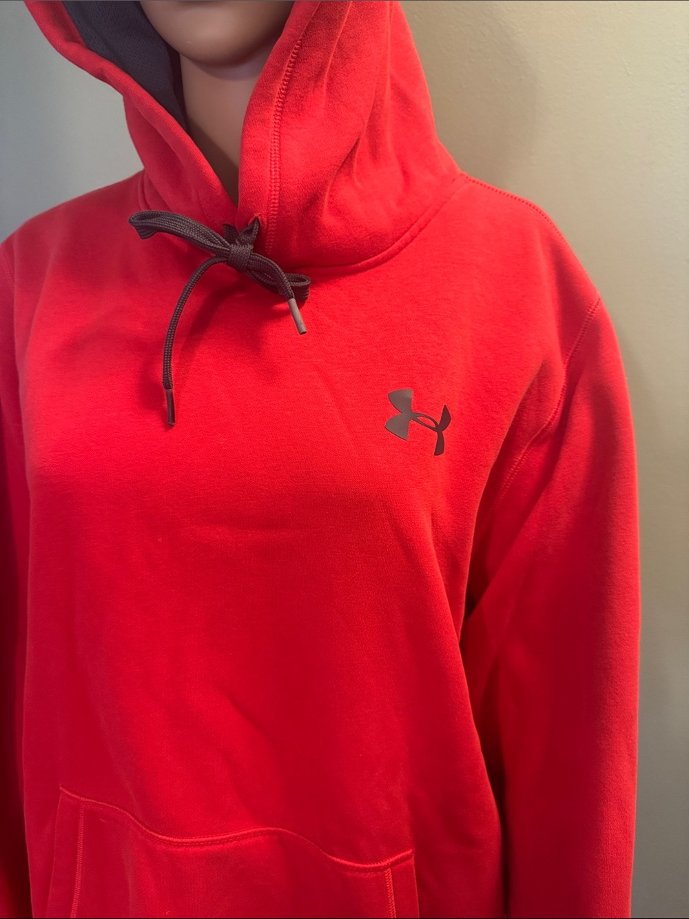 Under Armour Red Pullover Hoodie with Front Pocket - Picture 2 of 6